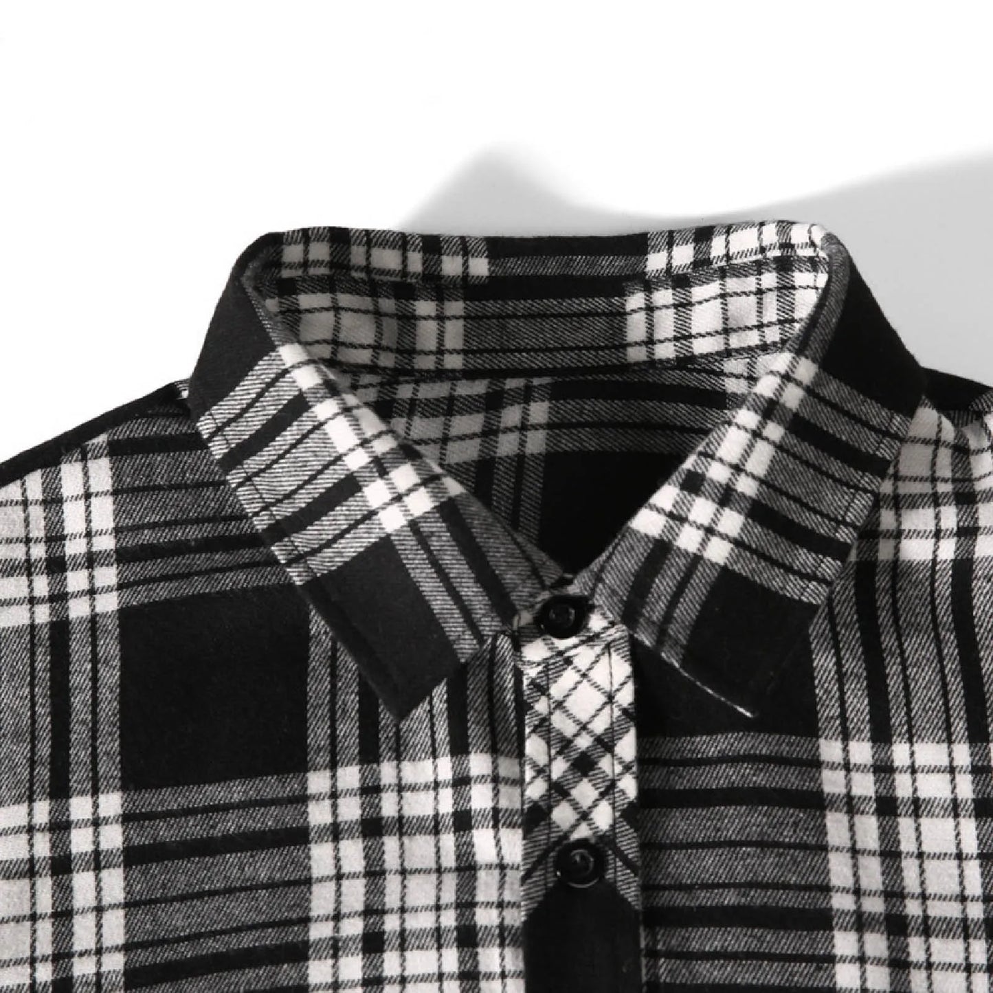 Men's Loose And Handsome Plaid Long Sleeved Shirt